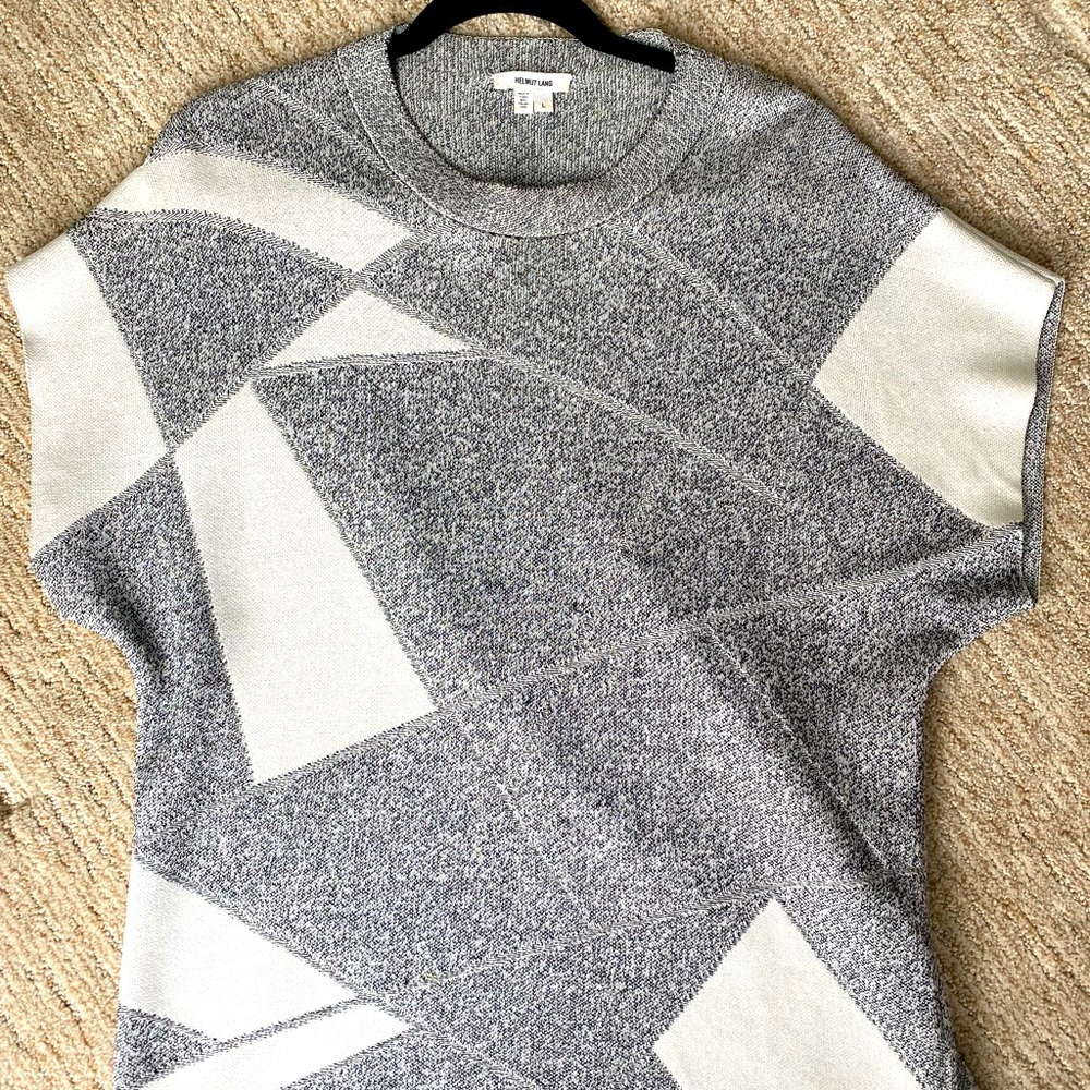 Super flattering Helmut Lang short sleeve light sweater.